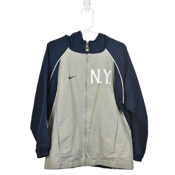 nike raincoat